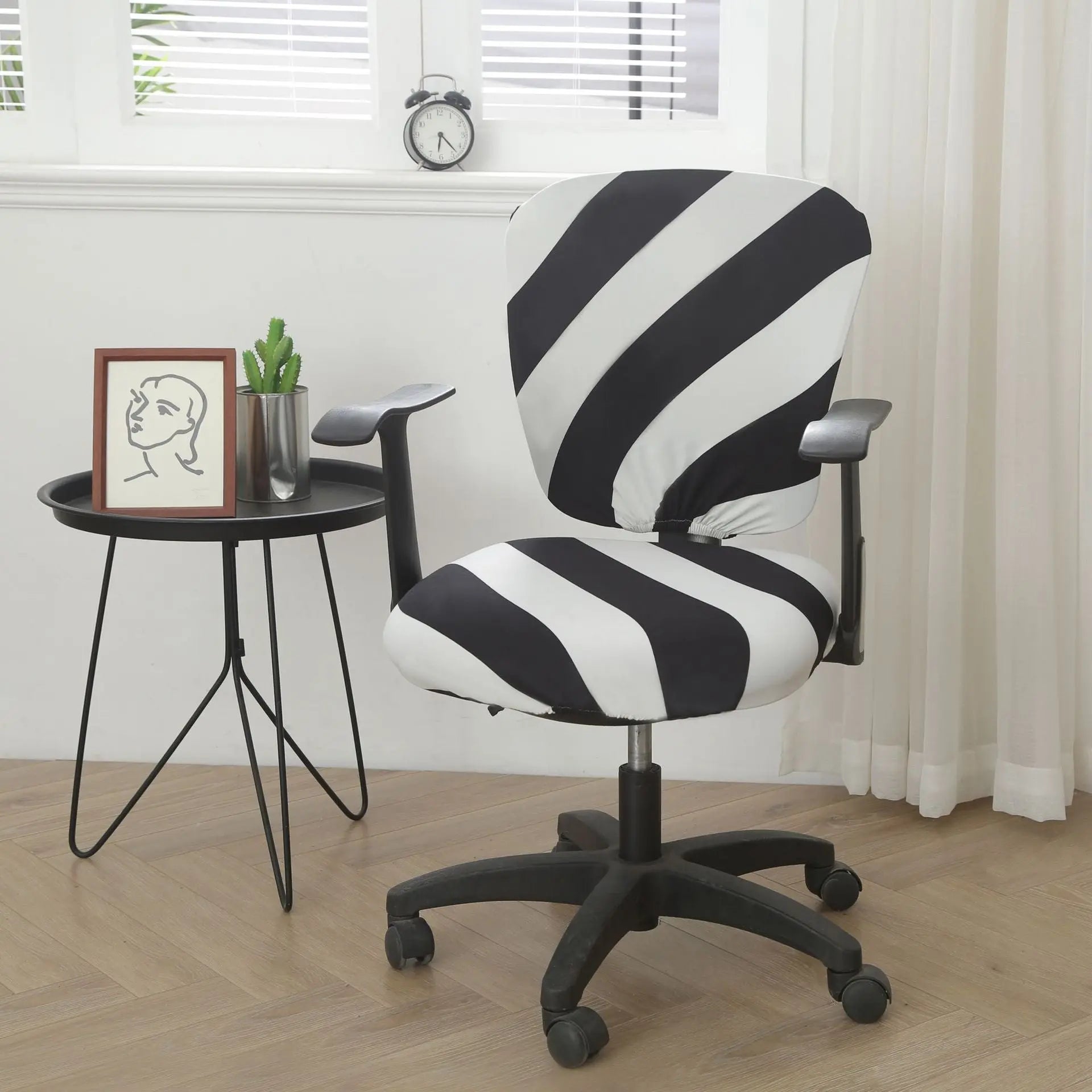 Housse de Chaise Élastique SMOOTH Black And White Stripes-Split Universal