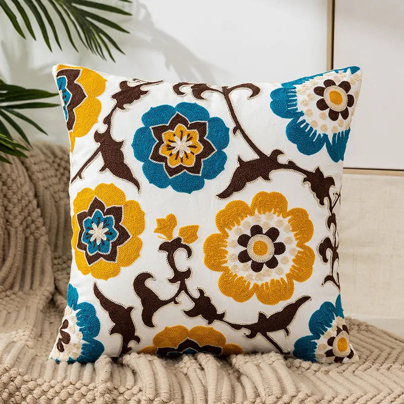 Housse de Coussin Brodée FLEURIA Style 2-45x45cm