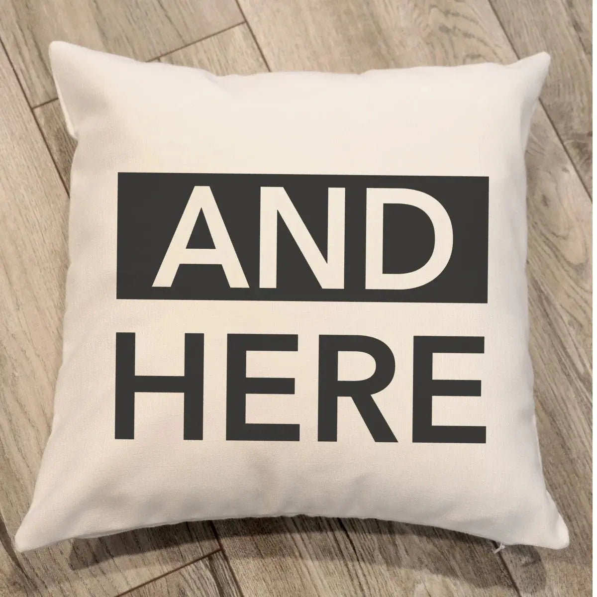 Housse de Coussin Imprimée VERNO And Here-16inch