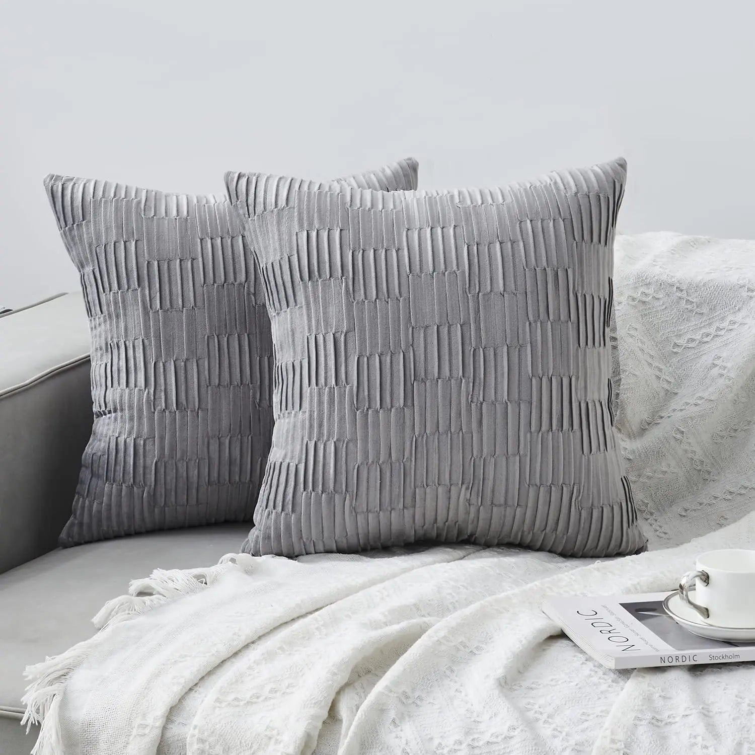 Housse de Coussin Velours ALMA 45 X45cm Without Pillow-W0116 1