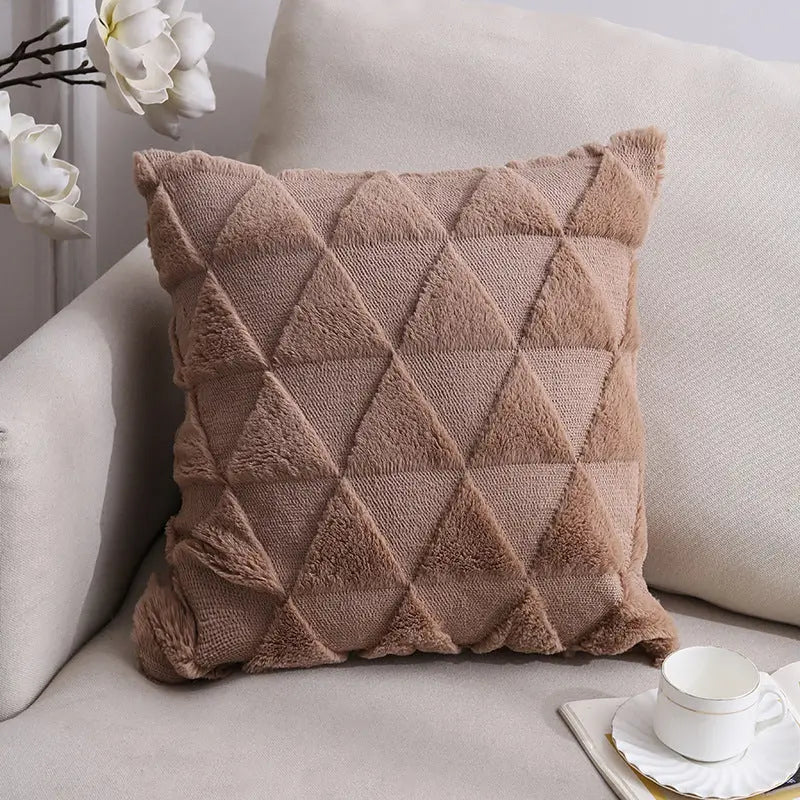 Housse de Coussin Velours Élégant NOORDY Brown Triangle-45x45cm With Core