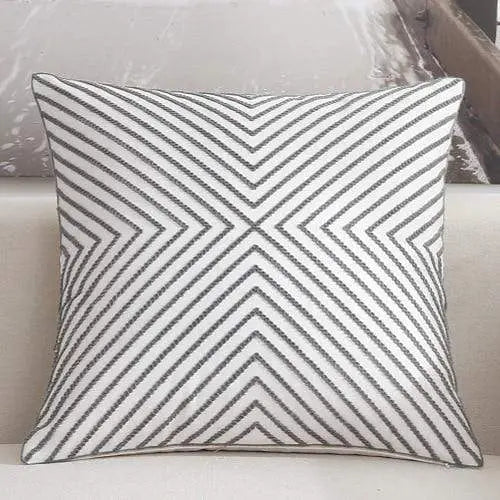 Housse de coussin brodée géométrique - Housse De France