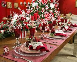07 décorations de table faciles pour le Nouvel An qui ajoutent une touche festive - Housse De France