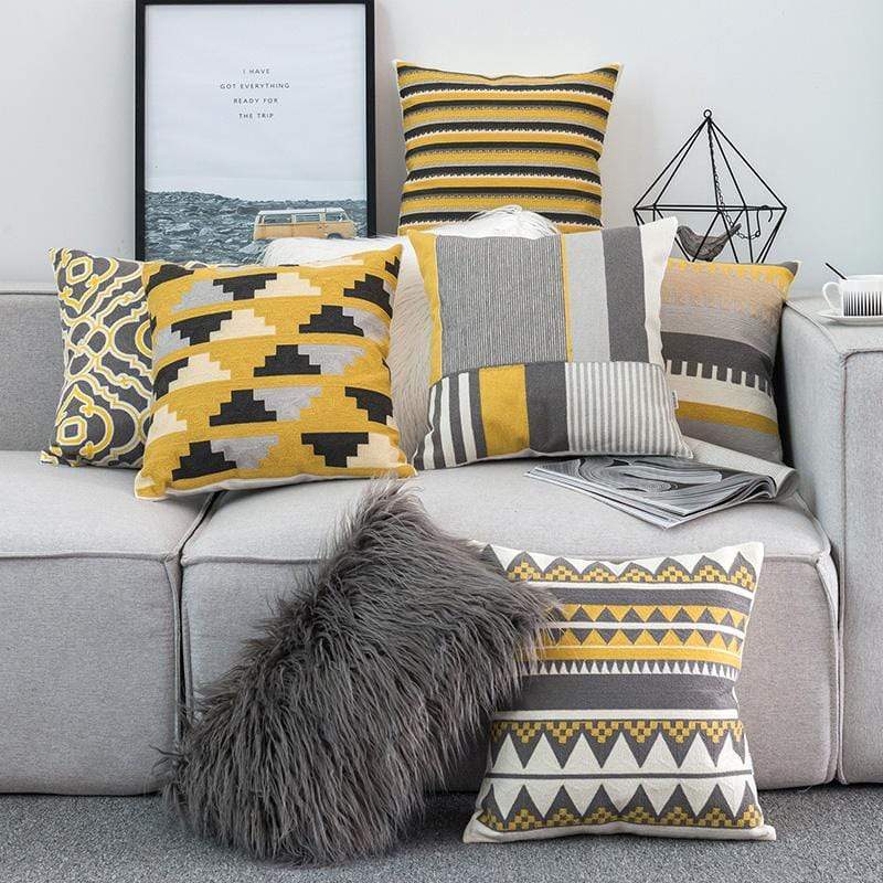 Housse de coussin brodée jaune gris blanc géométrique - Housse De France